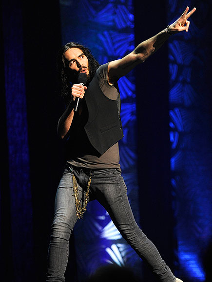 STAGE HANDS
photo | Russell Brand
