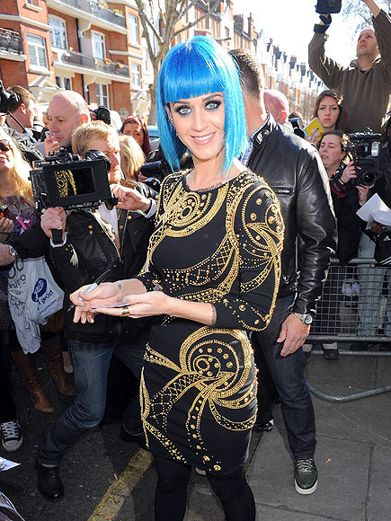 ON HER MARK  photo | Katy Perry