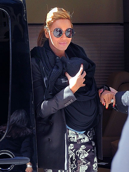 UNDERCOVER MAMA photo | Beyonce Knowles