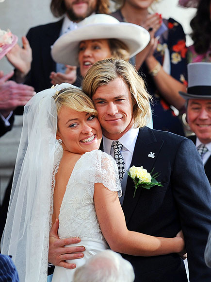 I DO, I DO!
 photo | Chris Hemsworth, Olivia Wilde