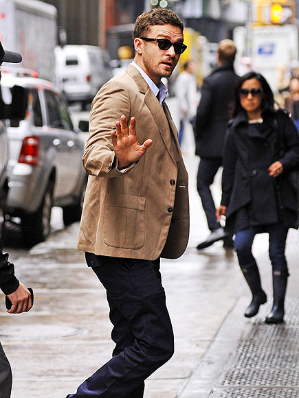 HANDY MAN
 photo | Justin Timberlake