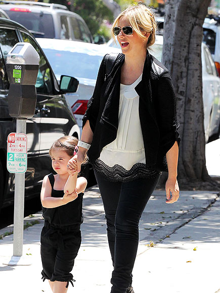 MOMMY & ME
photo | Sarah Michelle Gellar