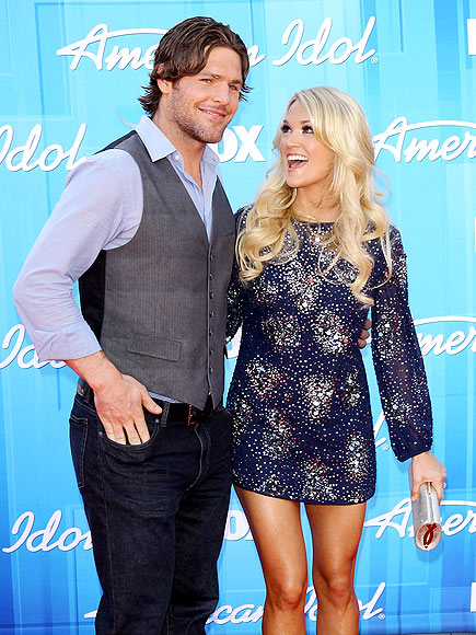 HERE'S LOOKING AT YOU   photo | Carrie Underwood, Mike Fisher