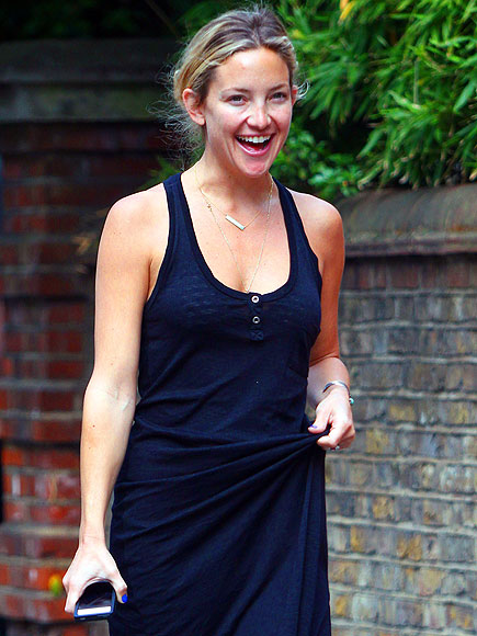 AU NATURAL 
 photo | Kate Hudson