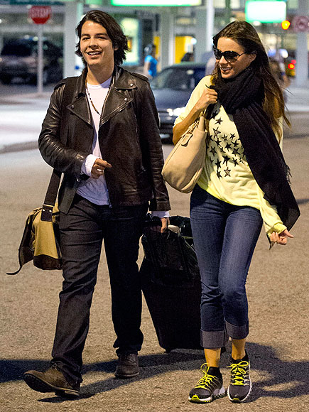 FIRST-CLASS MOM
photo | Sofia Vergara