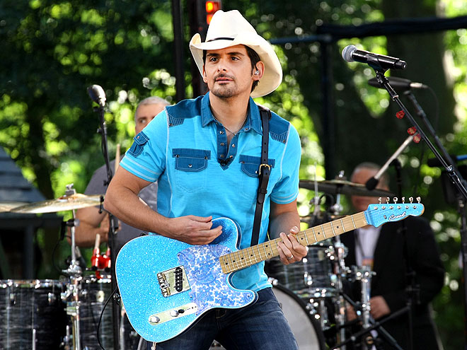 COUNTRY STRONG
 photo | Brad Paisley