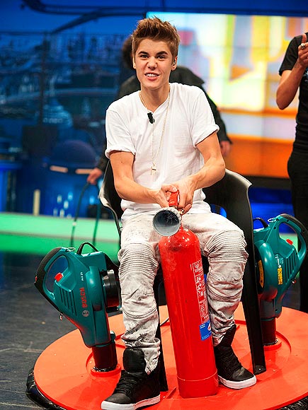 HOT STUFF 
 photo | Justin Bieber