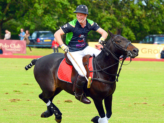 HORSING AROUND
 photo | Prince Harry
