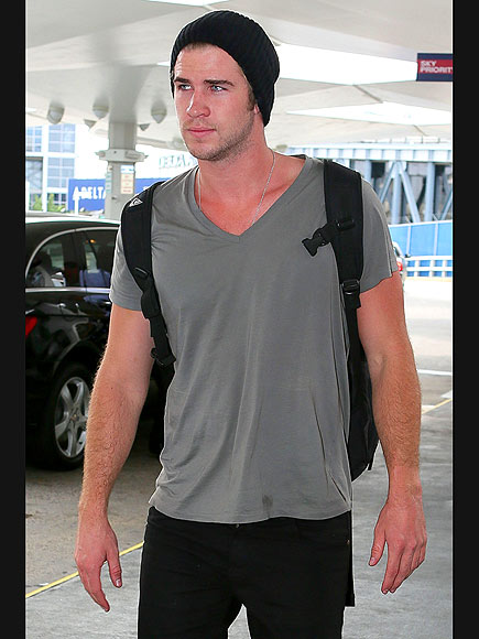 FLYING SOLO photo | Liam Hemsworth