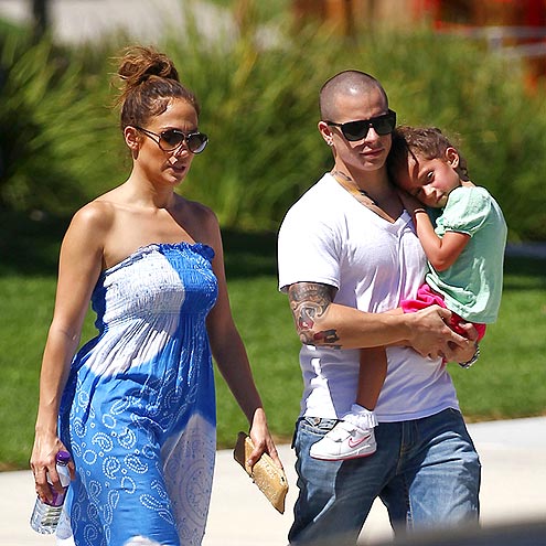 EMME NOD photo | Jennifer Lopez