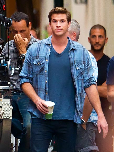 BLUE IT photo | Liam Hemsworth