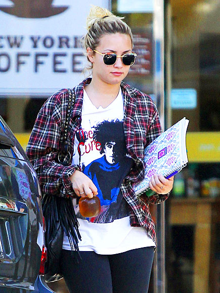 CURE AND SIMPLE photo | Demi Lovato