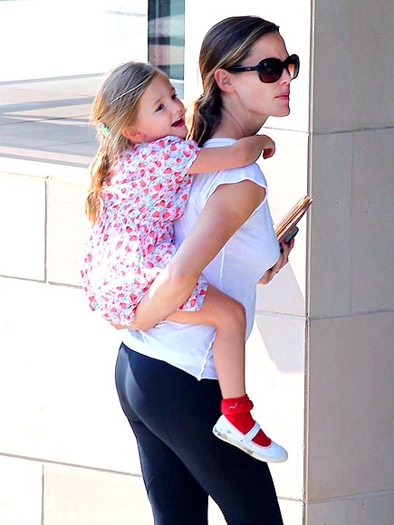 GOT YOUR BACK photo | Jennifer Garner