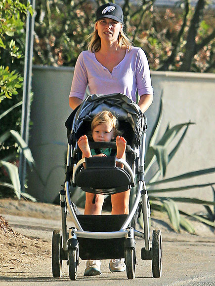FEET FIRST photo | Ali Larter