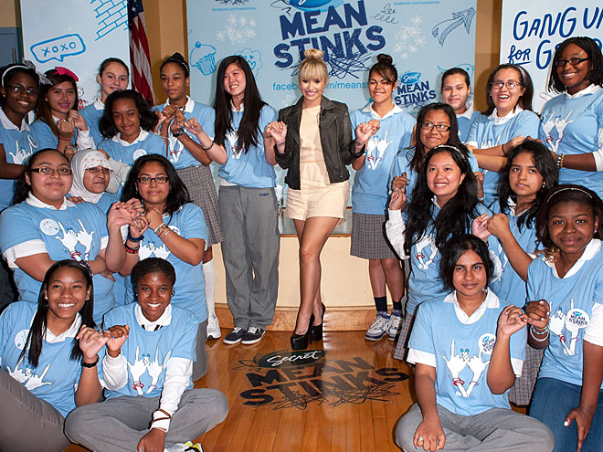 HANDS ON DECK photo | Demi Lovato