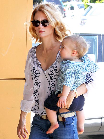 january-jones-435.jpg