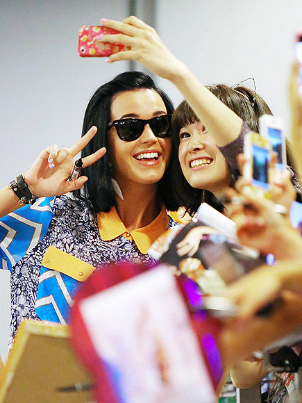 PEACE IN A POD photo | Katy Perry