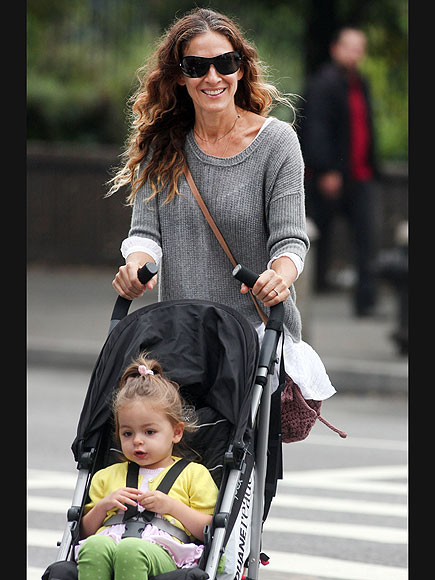 MOMMY MODE photo | Sarah Jessica Parker