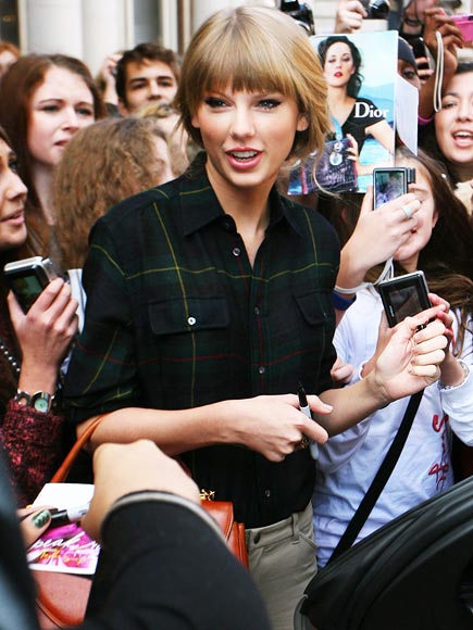 Swift Swarm photo | Taylor Swift