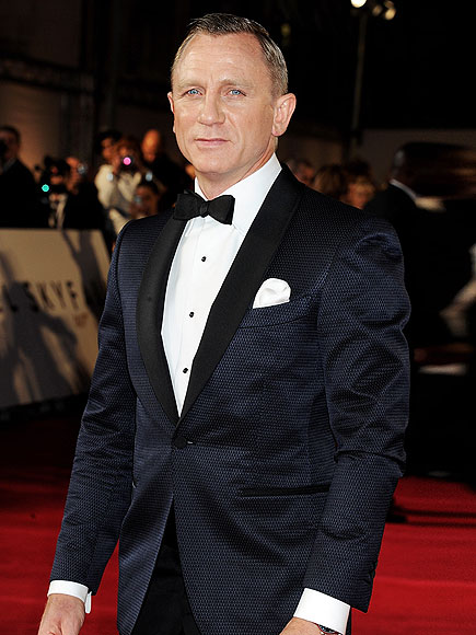 SUIT YOURSELF photo | Daniel Craig