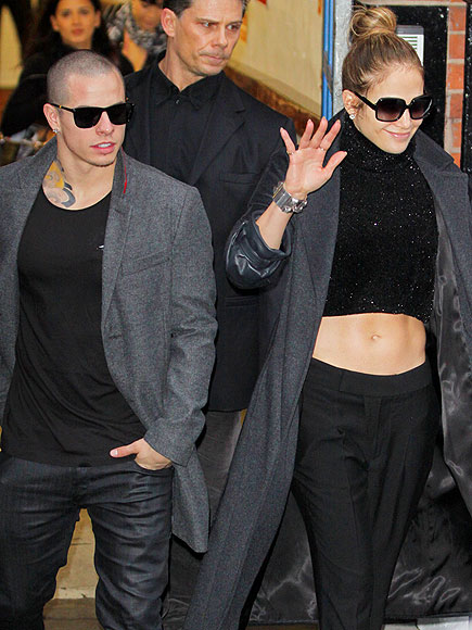 ABS-OLUTELY, DARLING photo | Jennifer Lopez