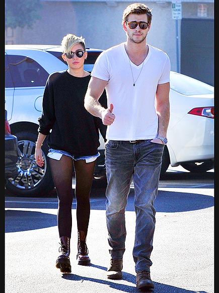 SEAL OF APPROVAL photo | Liam Hemsworth, Miley Cyrus