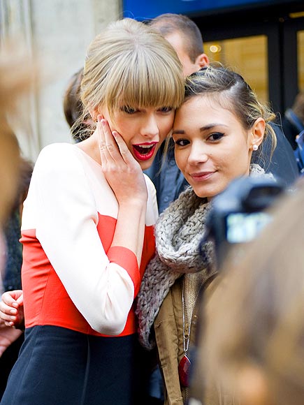 FACE TIME photo | Taylor Swift