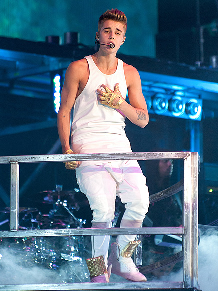 HEAR ME NOW photo | Justin Bieber