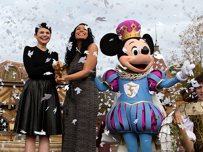 MAGIC MOMENT photo | Ginnifer Goodwin, Jordin Sparks