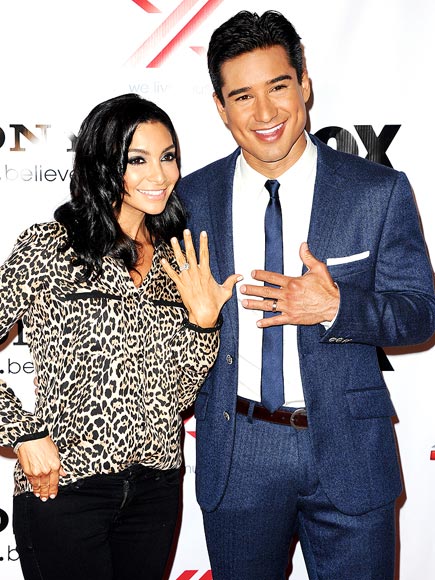 RINGING ENDORSEMENT photo | Mario Lopez