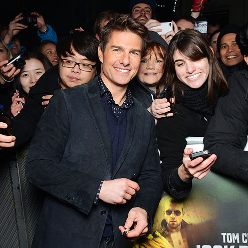 CROWD PLEASER photo | Tom Cruise