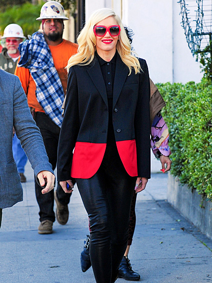 RED-Y TO ROCK photo | Gwen Stefani