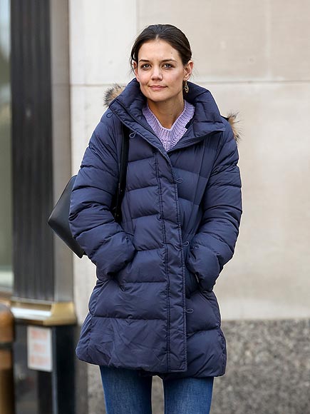 PRESENTS OF MIND photo | Katie Holmes