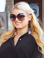 Jessica Simpson Maternity Style