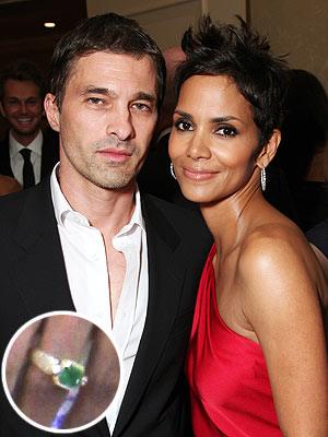 Halle Berry Engagement Ring