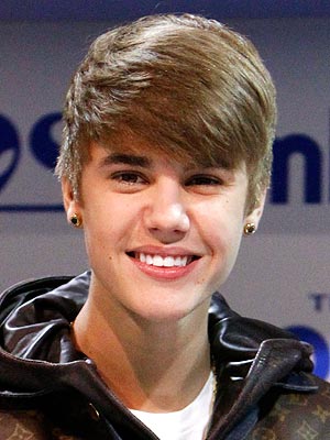 Justin Bieber Selena Gomez Show Off New Dos Justin Bieber Hair