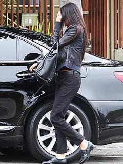 PHOTO: Demi Moore Spotted Out in L.A. | Demi Moore