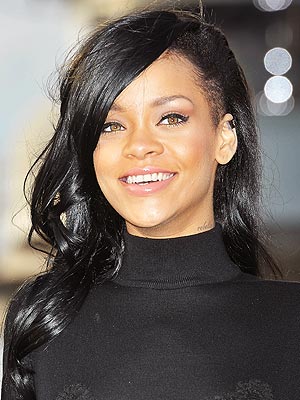 Black People Hair Style on Rihanna Hairstyles 2012     Style News   Stylewatch   People Com