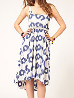 Five Amazing Sales Happening Right Now shopping 4 150x200 Five Amazing Sales Happening Right Now