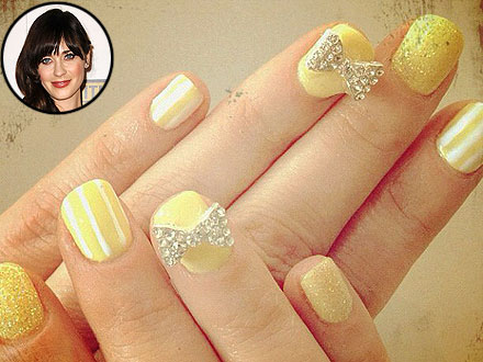 Zooey Deschanel Golden Globes Nails
