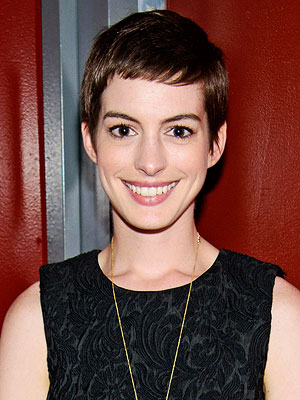 Anne Hathaway Haircut on Anne Hathaway Haircut Led To Tears     Style News   Stylewatch