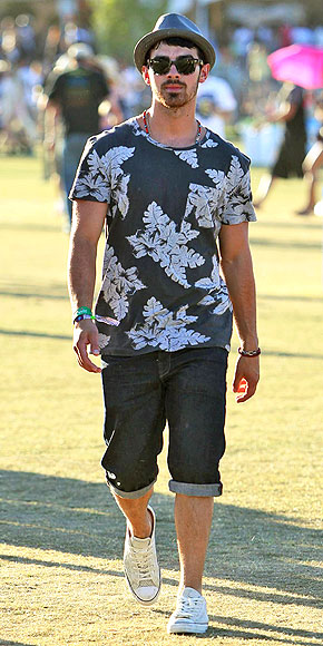 JOE JONAS photo | Joe Jonas