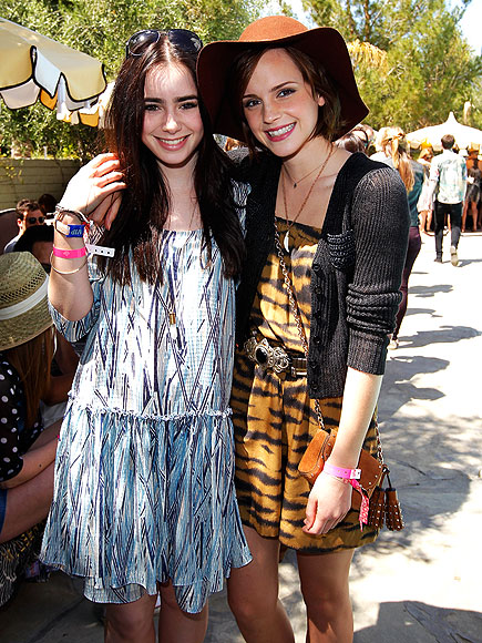 LILY COLLINS & EMMA WATSON photo | Emma Watson, Lily Collins