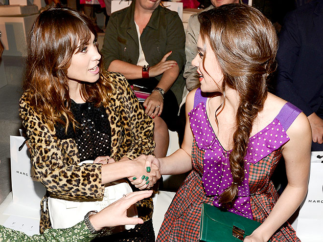 ALEXA CHUNG & HAILEE STEINFELD photo | Alexa Chung, Hailee Steinfeld
