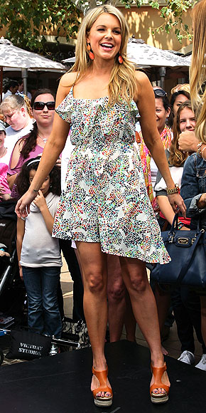GO SMALL OR GO HOME photo | Ali Fedotowsky
