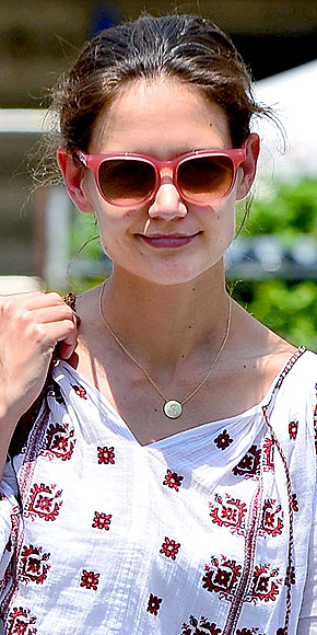 C. WONDER SHADES photo | Katie Holmes