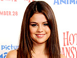 Selena Stuns In White! | Selena Gomez