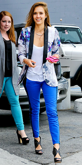 JESSICA ALBA'S BLAZER photo | Jessica Alba