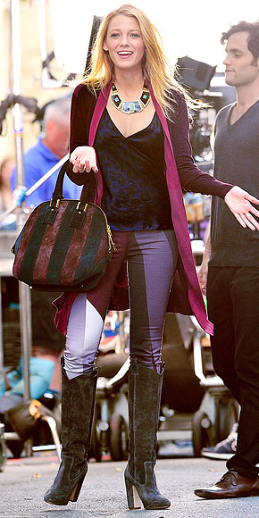 BLAKE LIVELY'S PURSE photo | Blake Lively