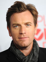 Ewan McGregor Reveals Why He Loves the People's Choice Awards